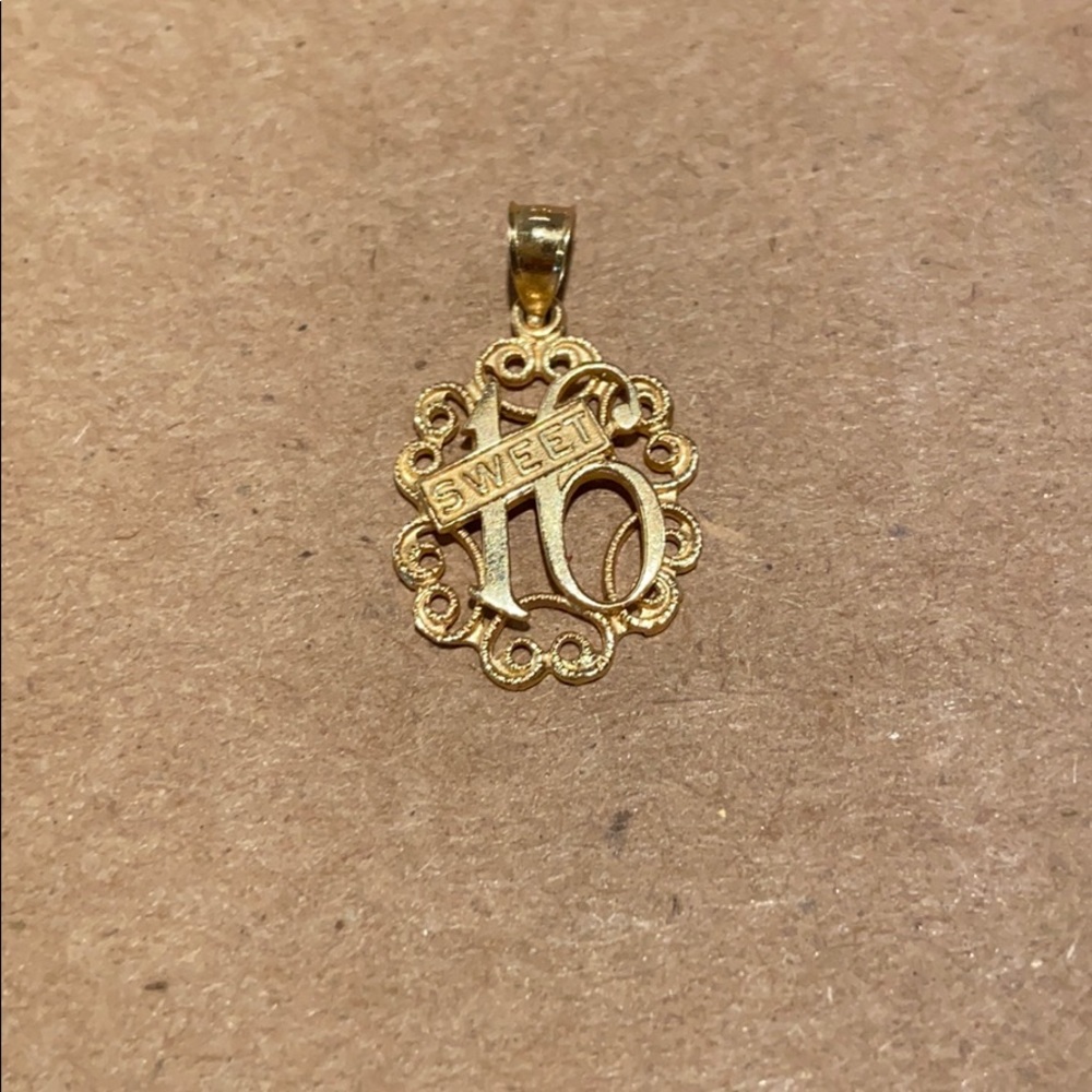 ❄️SALE!❄️ 14K Gold Sweet 16 Charm / Pendant